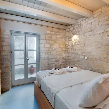 Lakka Stone House 0