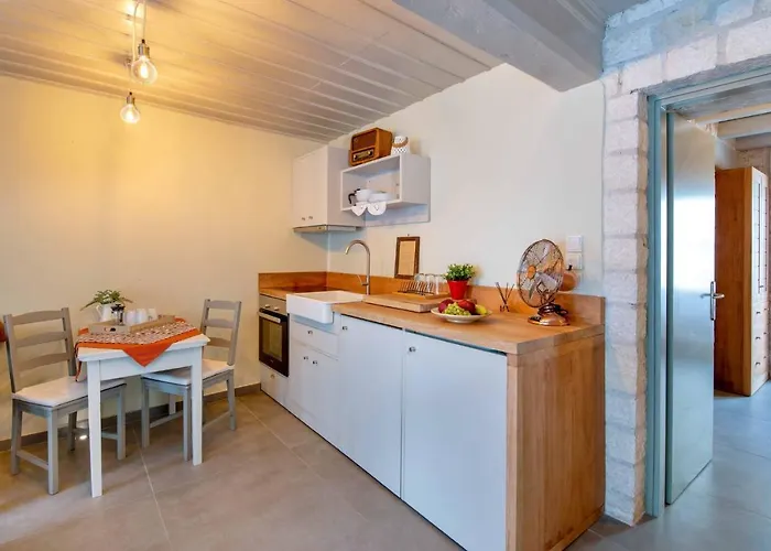 Lakka Stone House 0 Апартаменты Гайос